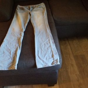AE light wash kick boot jeans size 6 Long